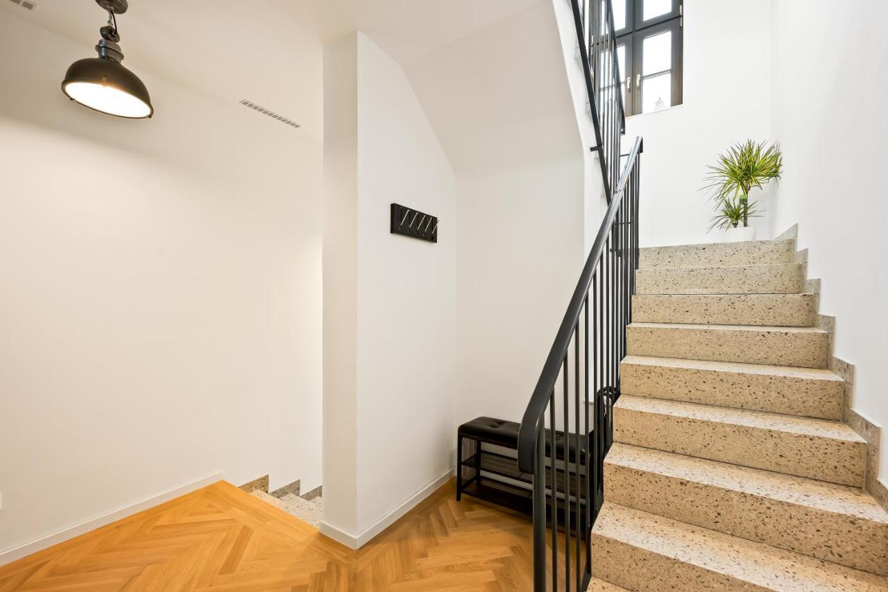 Lit Living - Luxus Loft - Box Spring - Air Con - Bbq - Panorama Apartman MHG Kültér fotó
